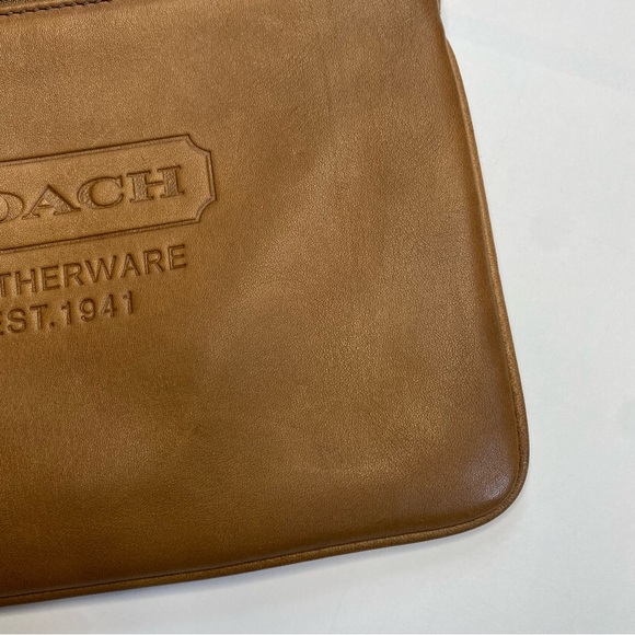 COACH Cognac Brown Smooth Natural Leather Corner Zip Wristlet NWOT - Picture 7 of 8